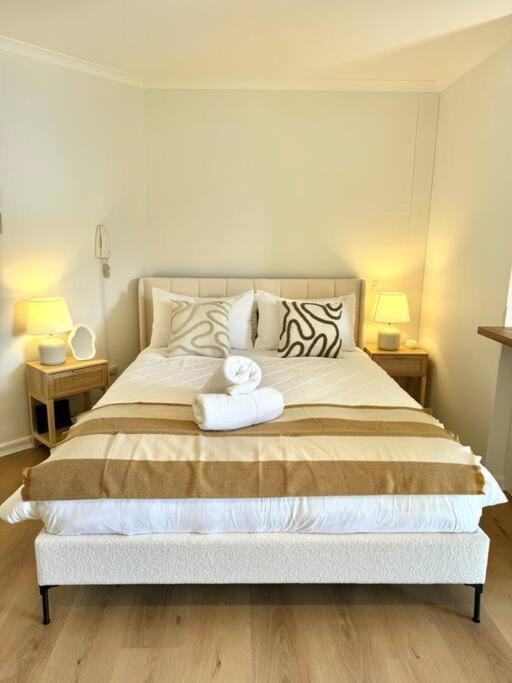 Apartment Stylish With Amazing Pool *